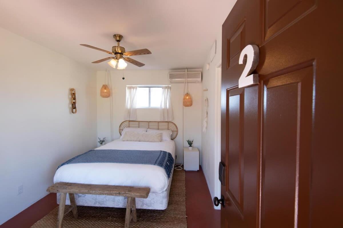 Renovated Lodge - Room 2 With Pool Access Joshua Tree Exterior foto