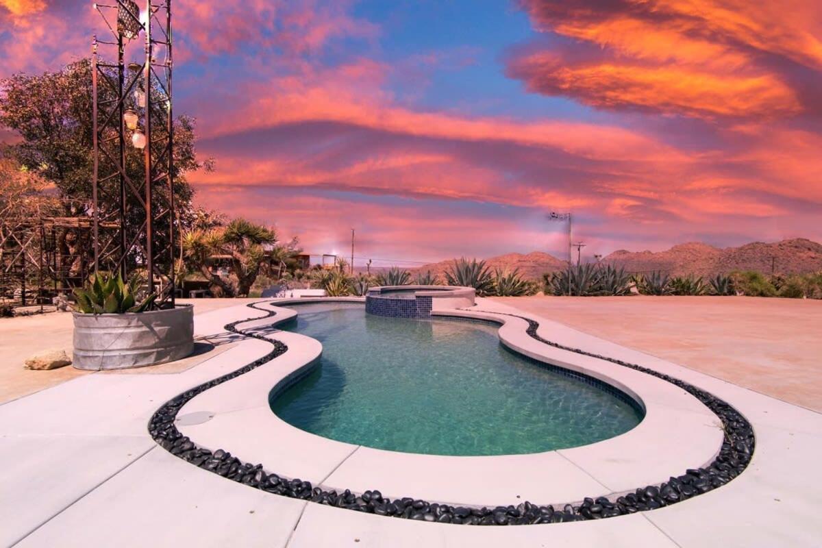 Renovated Lodge - Room 2 With Pool Access Joshua Tree Exterior foto